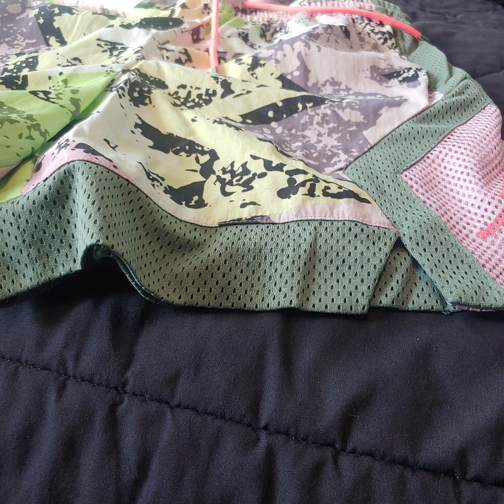 Jordan Shorts Women's BNWT - Picture 8 of 15